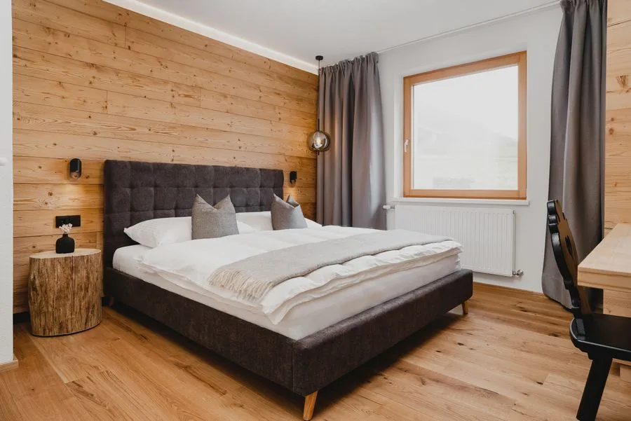 Apartment Weitblick Stoacherhof – Zimmer 2 | Ferienwohnung Wipptal Tirol