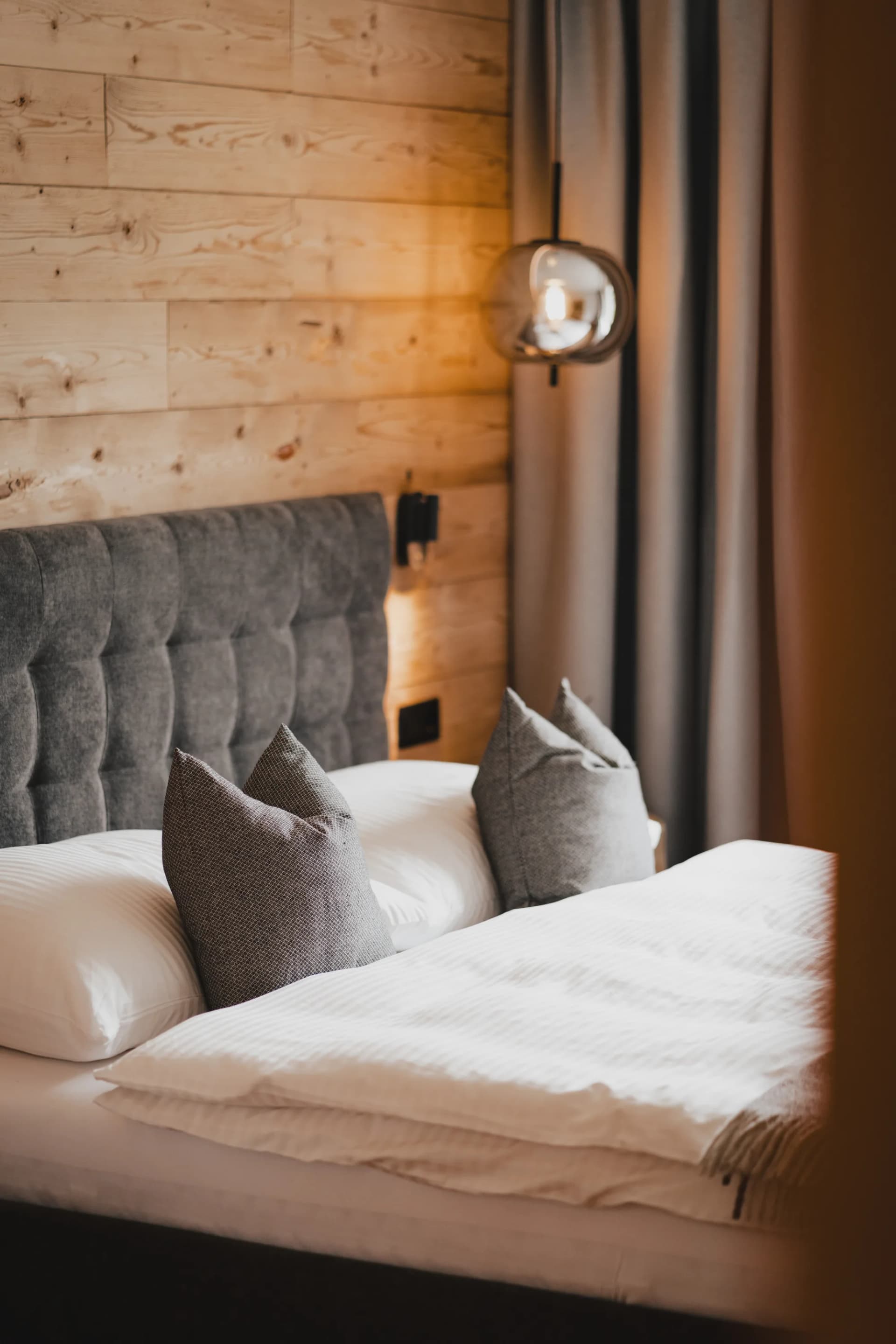 Apartment Weitblick Stoacherhof – Zimmer 1 Detail | Ferienwohnung Wipptal Tirol
